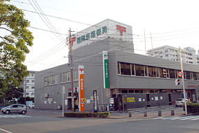 post office. 2272m to Fukuoka east post office (post office)