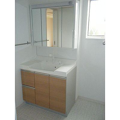Wash basin, toilet. Stylish bathroom vanity!