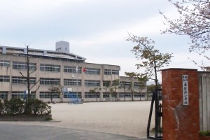 Primary school. Kashiihama 300m up to elementary school (elementary school)