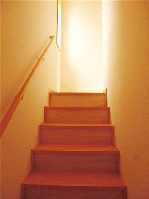 Other introspection. Stairs to the second floor