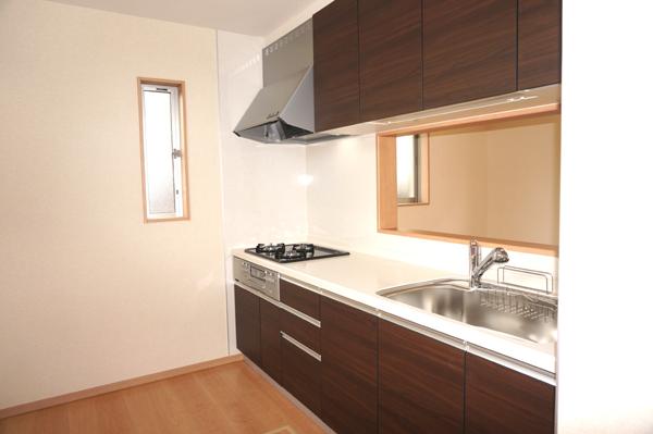 Same specifications photo (kitchen)