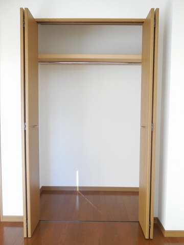 Other room space. closet