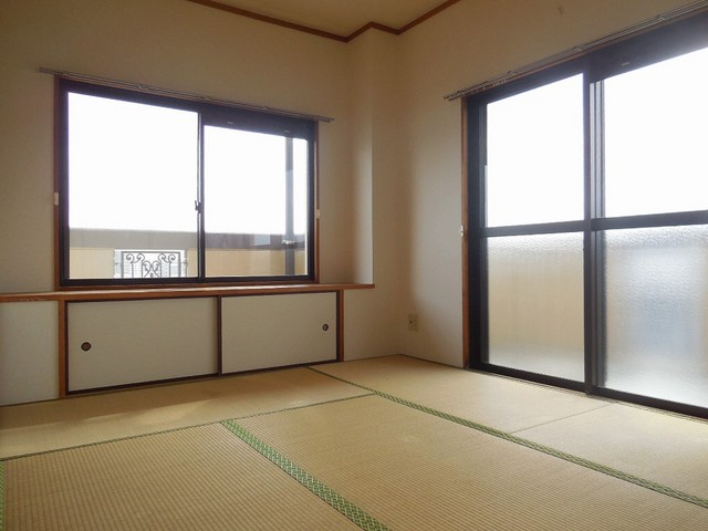 Living and room. Japanese-style room You calm. . . 