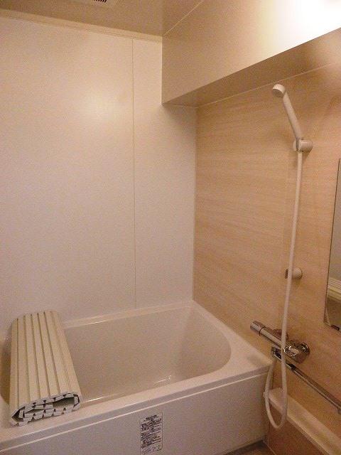 Bathroom.  ☆ Unit bus exchange already