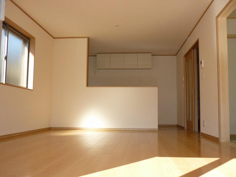 Living. Since the portrait is a living, Has become a place such as a dining table and sofa and easy floor plan image (^ o ^)