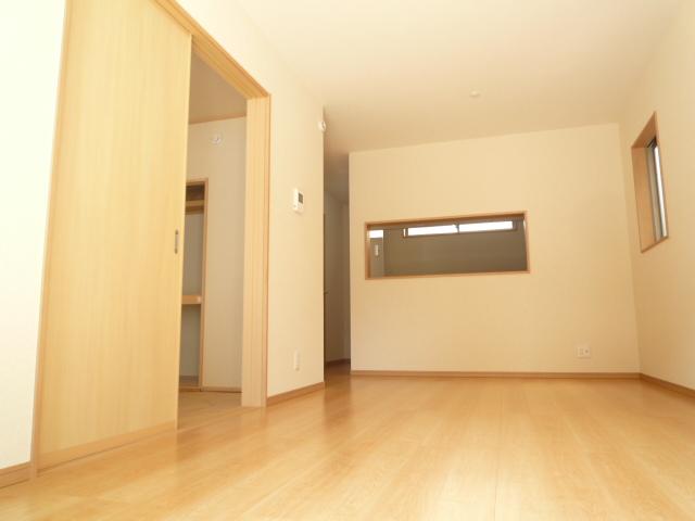 Same specifications photos (living).  ■ Construction example photo ■