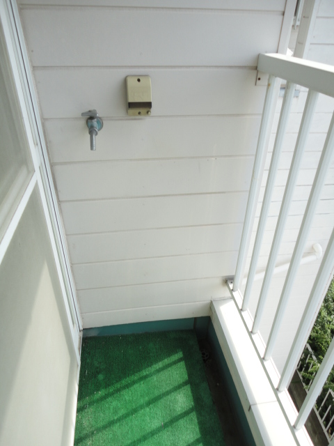 Other Equipment. Laundry Area is located on the balcony! 