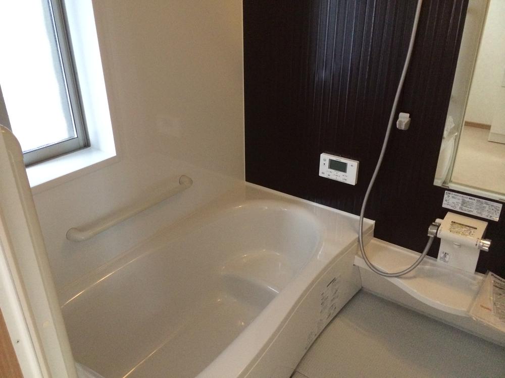 Bathroom. Indoor (12 May 2013) Shooting