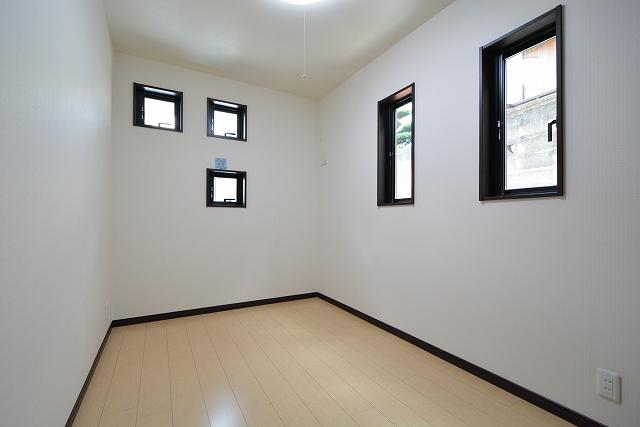 Non-living room. Western-style photo