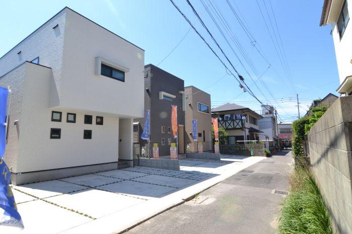 Local appearance photo. Local (12 May 2013) Shooting