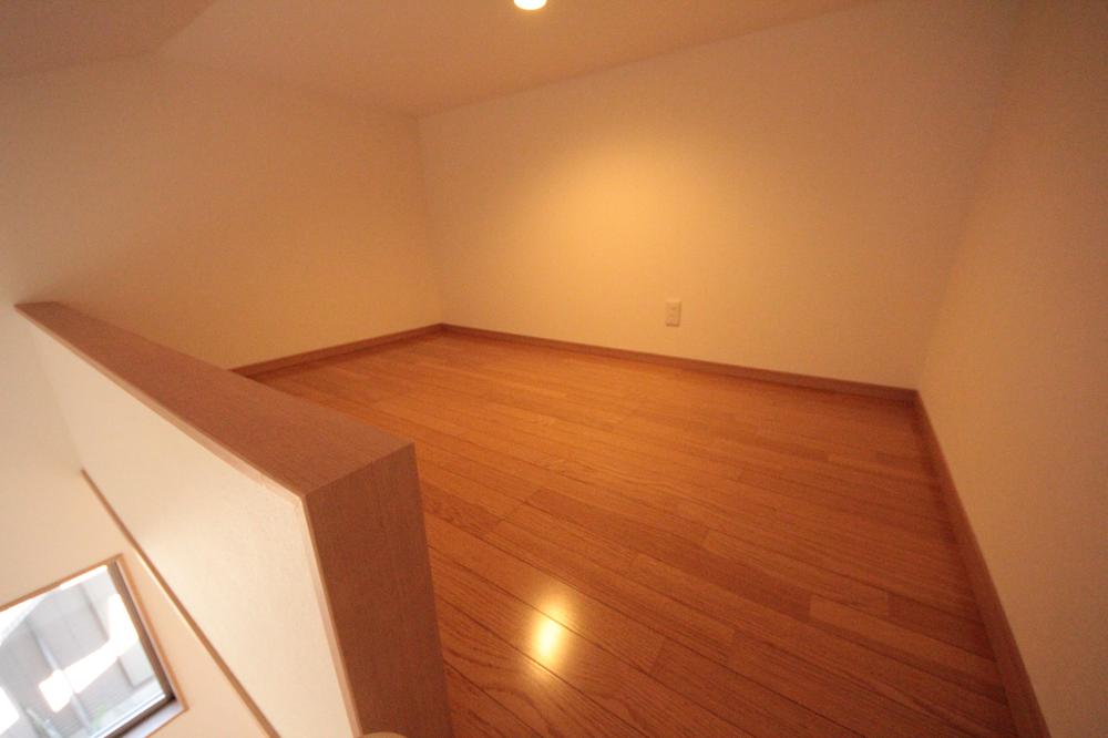 Non-living room. Local (September 2013) Shooting