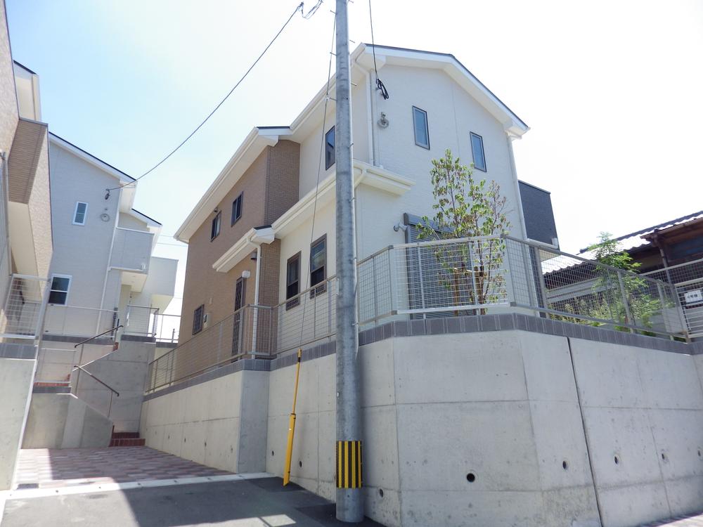 Local appearance photo. It is newly built single-family of Eco Cute adopted in the all-electric.