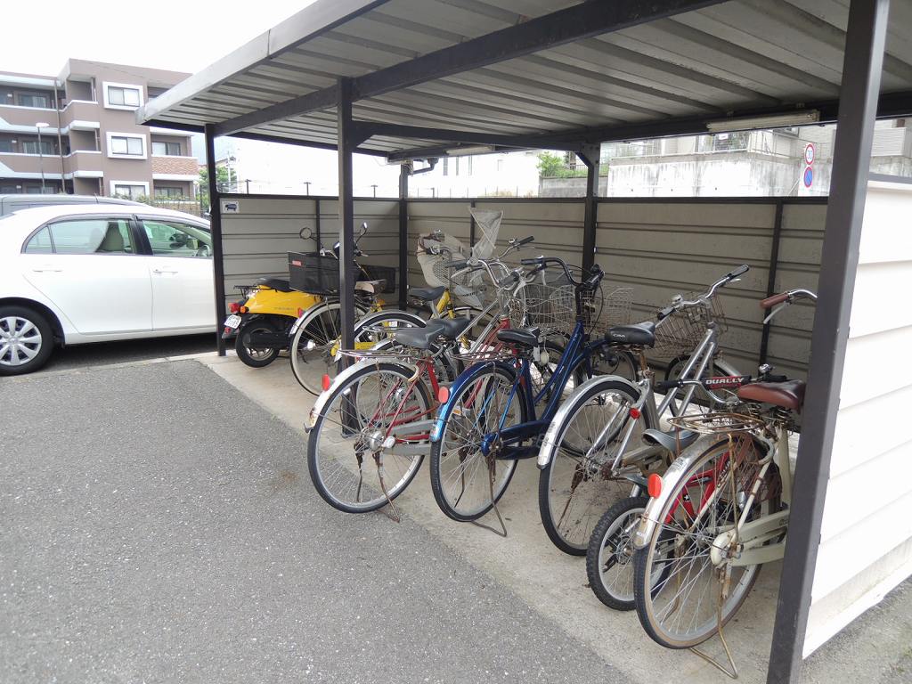 Other common areas. Bicycle-parking space