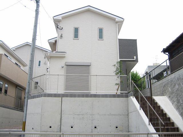 Local appearance photo. 2013 February architecture