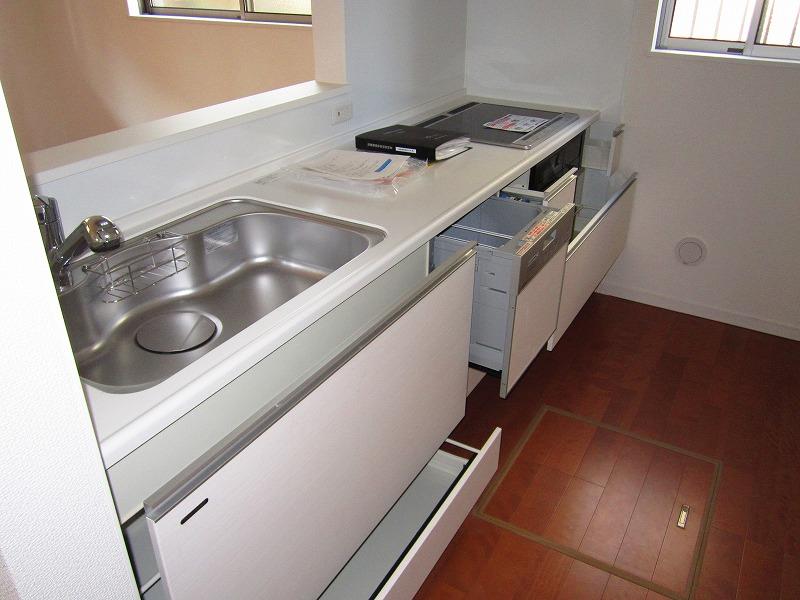 Same specifications photo (kitchen). Same specifications