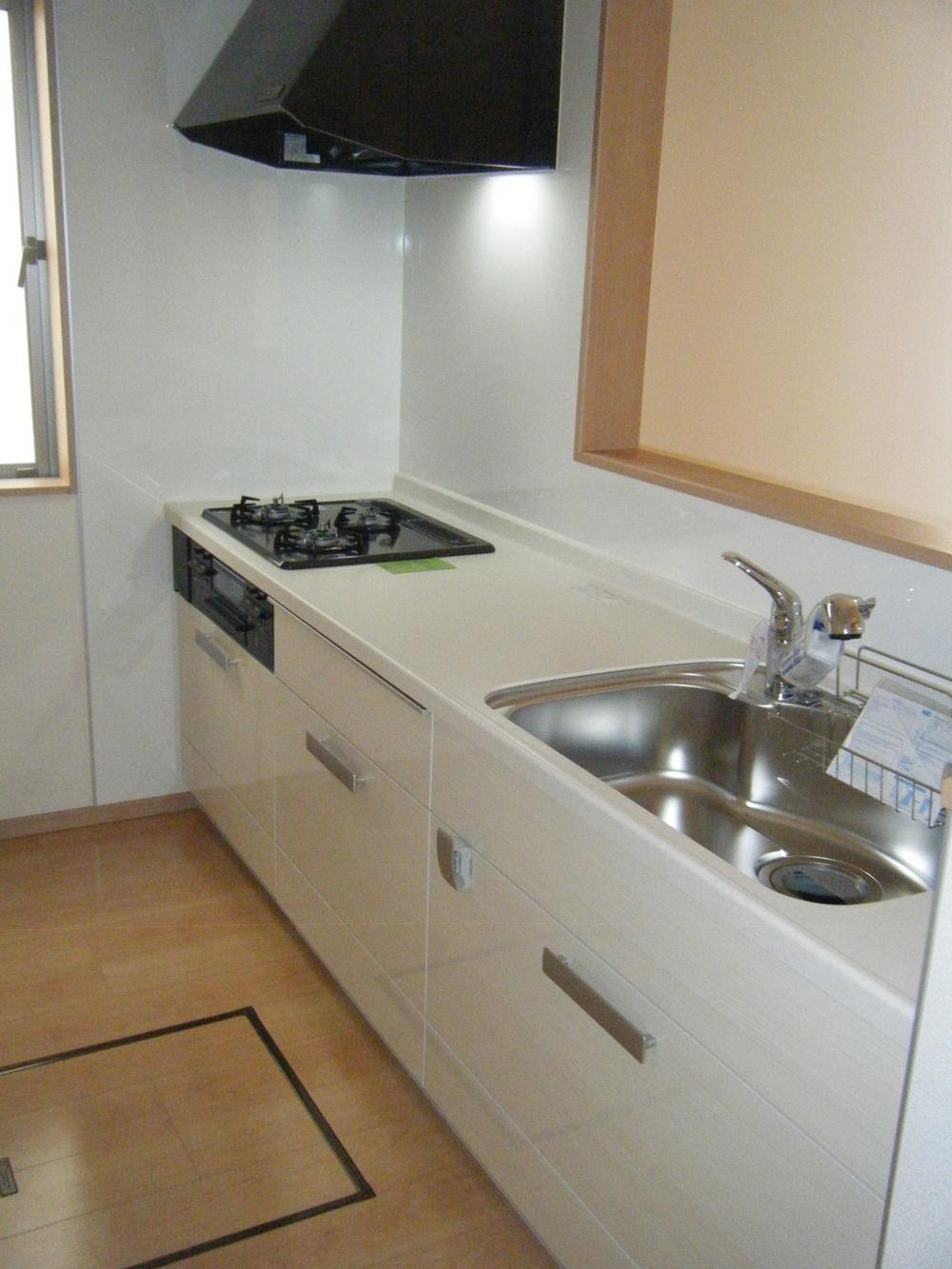 Same specifications photo (kitchen). Same specifications image