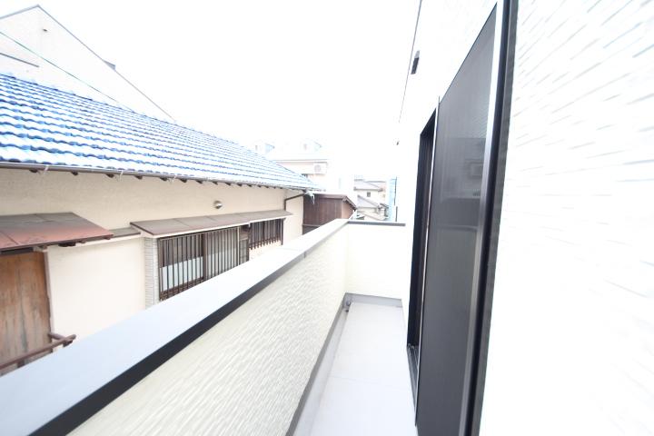 Balcony. Local (12 May 2013) Shooting