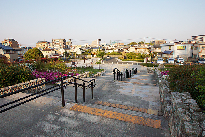 park. 500m to the southwest Mori of the lakeside park (park)