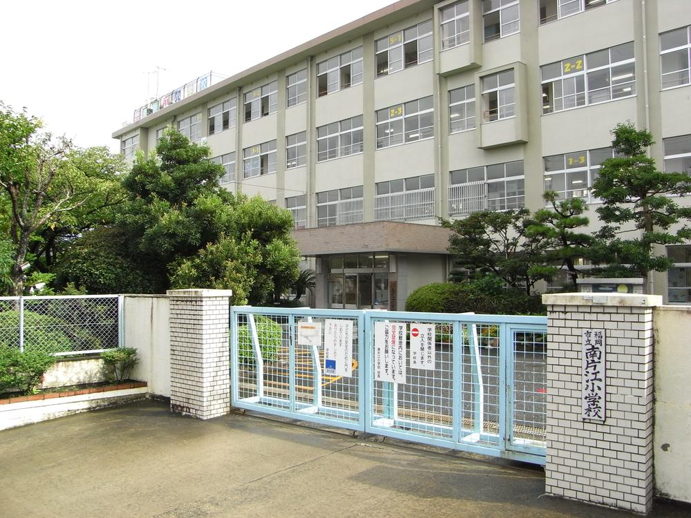 Primary school. 786m to Fukuoka Municipal Minamikatae Elementary School