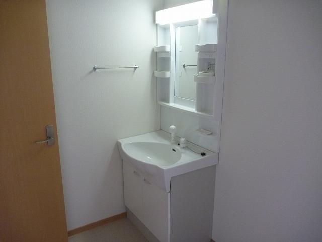 Same specifications photos (Other introspection)