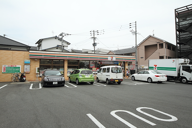 Convenience store. Seven-Eleven Fukuoka Beppu 7-chome up (convenience store) 490m