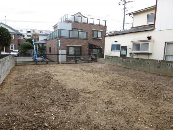 Local land photo. Was demolition work completed. 