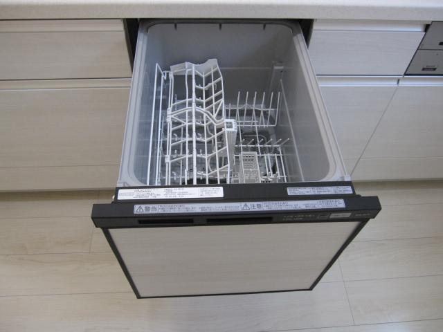 Other Equipment. Housework effortlessly in the dishwasher