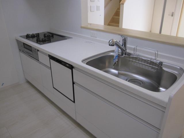 Kitchen. Indoor (April 2013) Shooting