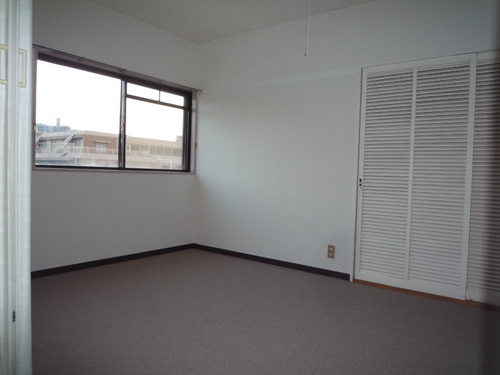 Other room space. Western-style (about 6.0 tatami mats)