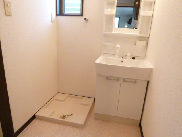 Washroom.  ※ Isomorphic Property Photos