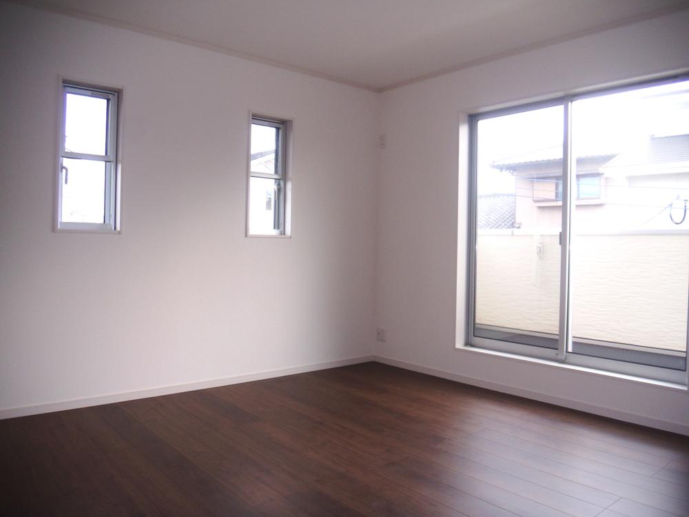 Non-living room. ● indoor