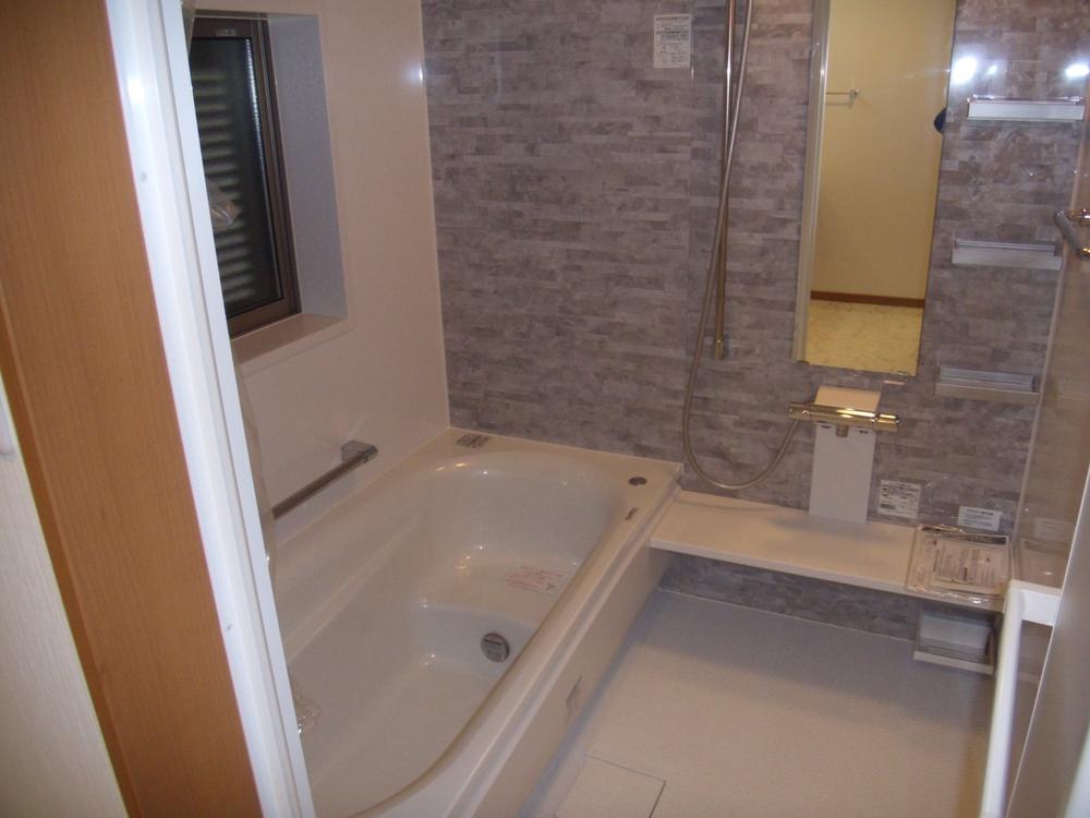 Bathroom. ● bathroom