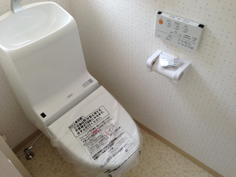 Toilet. A-1 indoor shooting