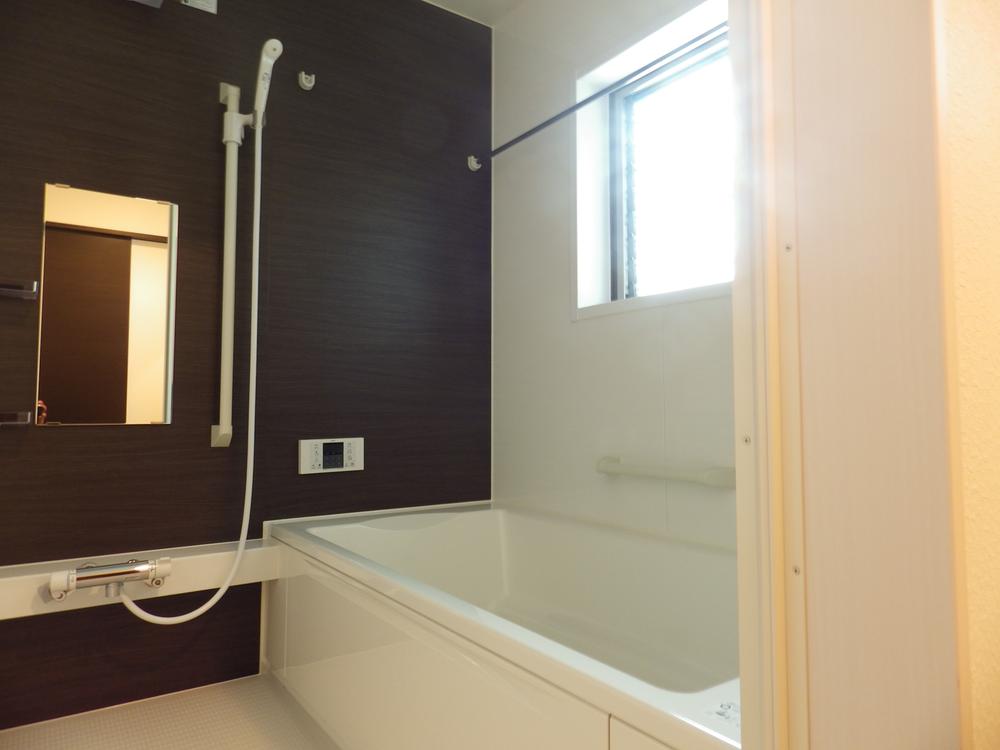 Same specifications photo (bathroom). It is with Reheating function in one tsubo bathroom.