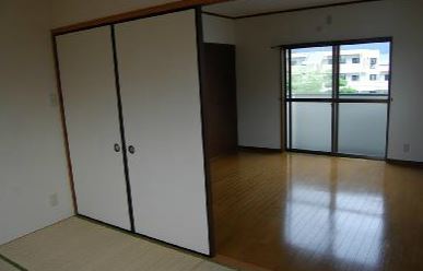 Other room space. Japanese-style room + Western-style