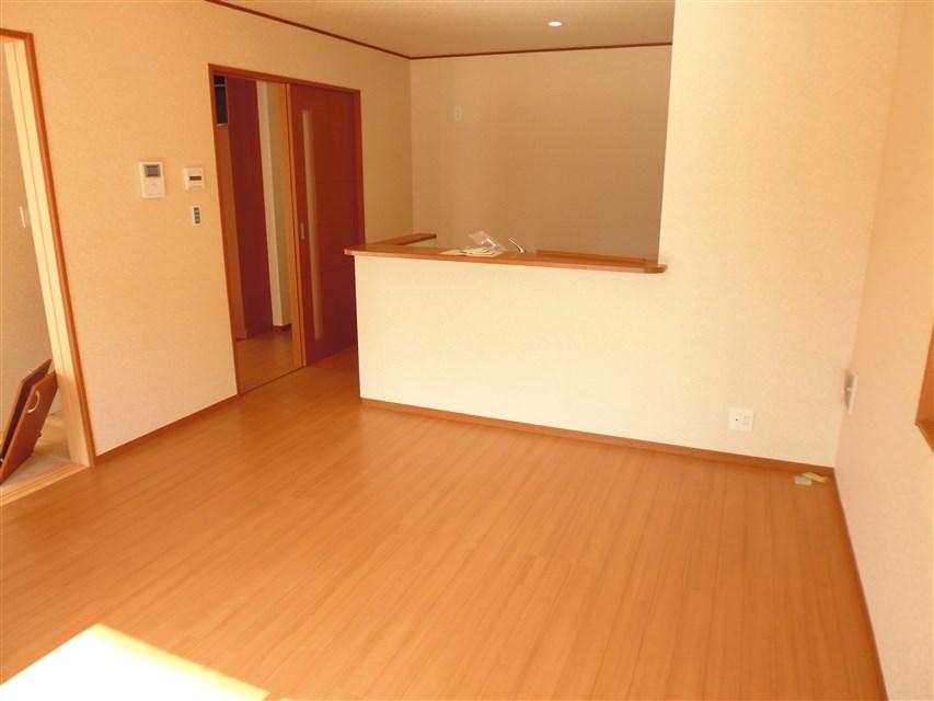 Living. Bright and wide over have living