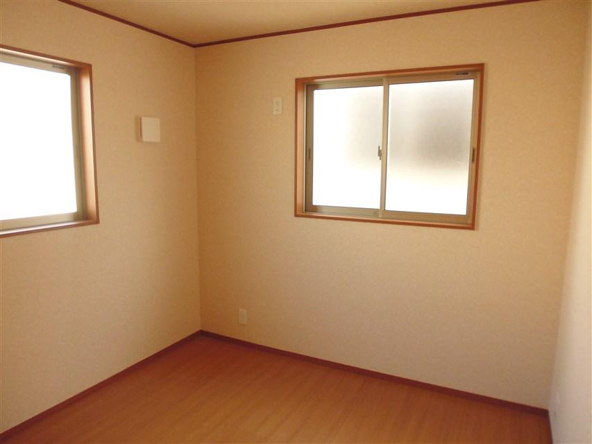 Non-living room. Akarui 2 Kaiyoshitsu