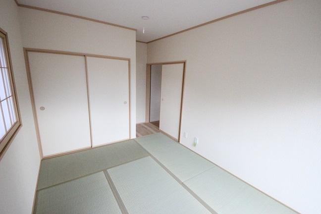 Non-living room. Indoor (11 May 2013) Shooting