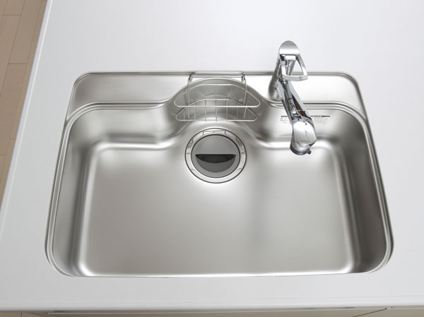Kitchen.  [Quiet center pocket sink] Paste the material to reduce the vibration to sink back, Quiet specification that gently I sound water. Cooking space is also widely take good size of the balance in its own shape.