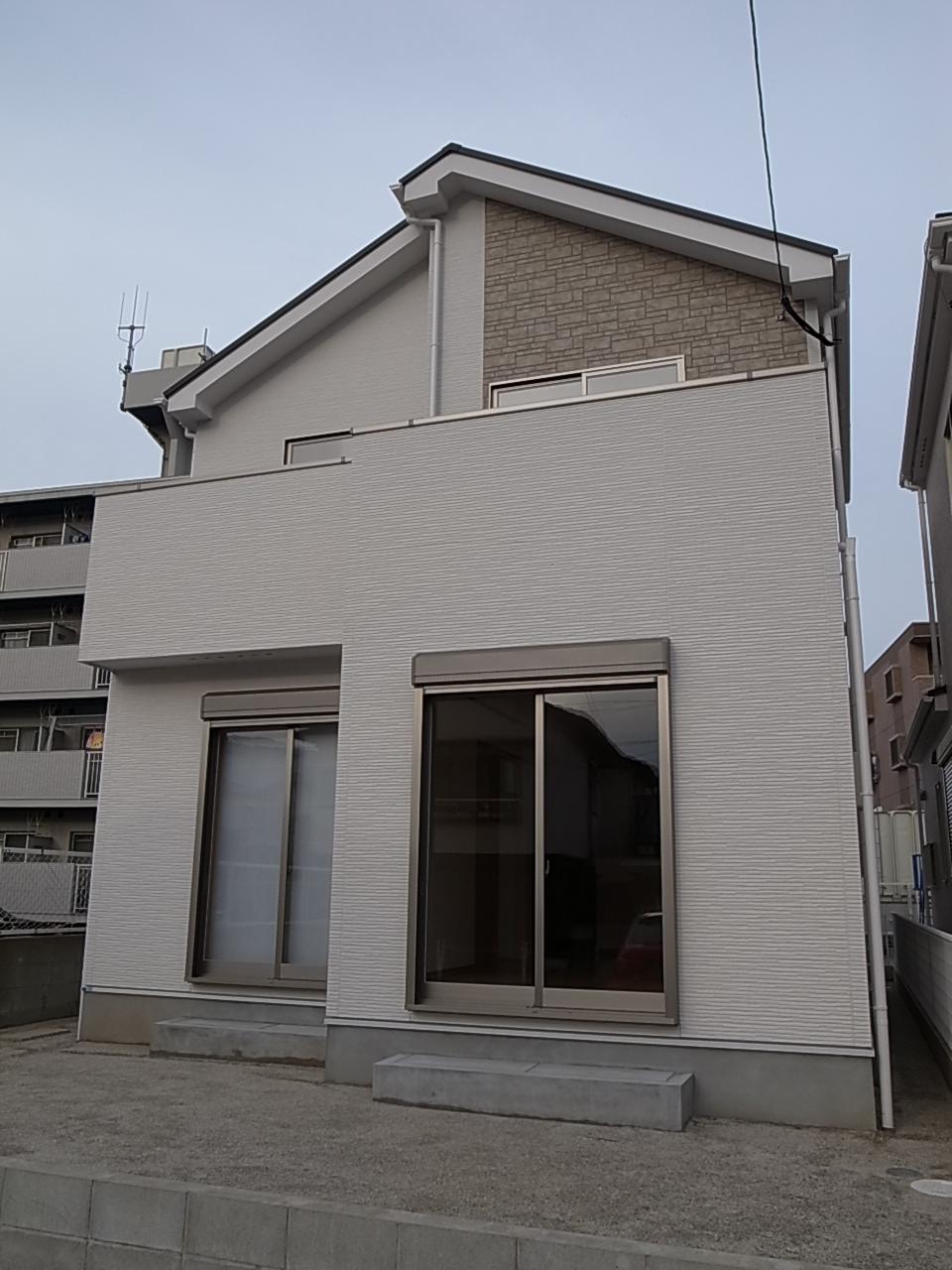 Local appearance photo. Local (12 May 2013) Shooting