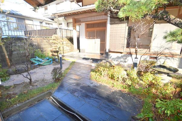 Garden. Luxury Japanese-style house