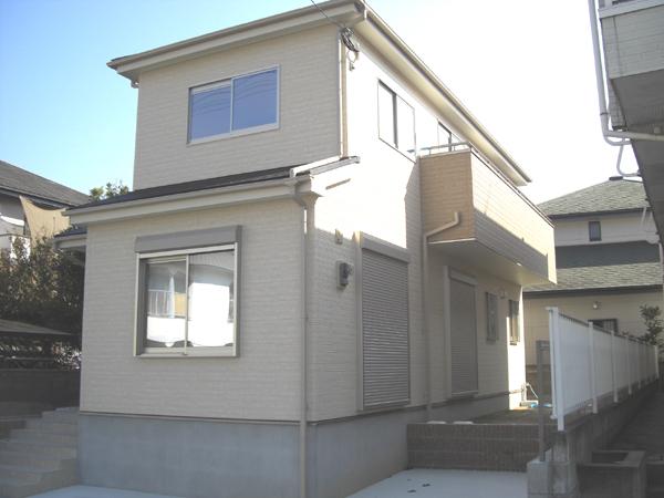 Local appearance photo. Local (11 May 2013) Shooting