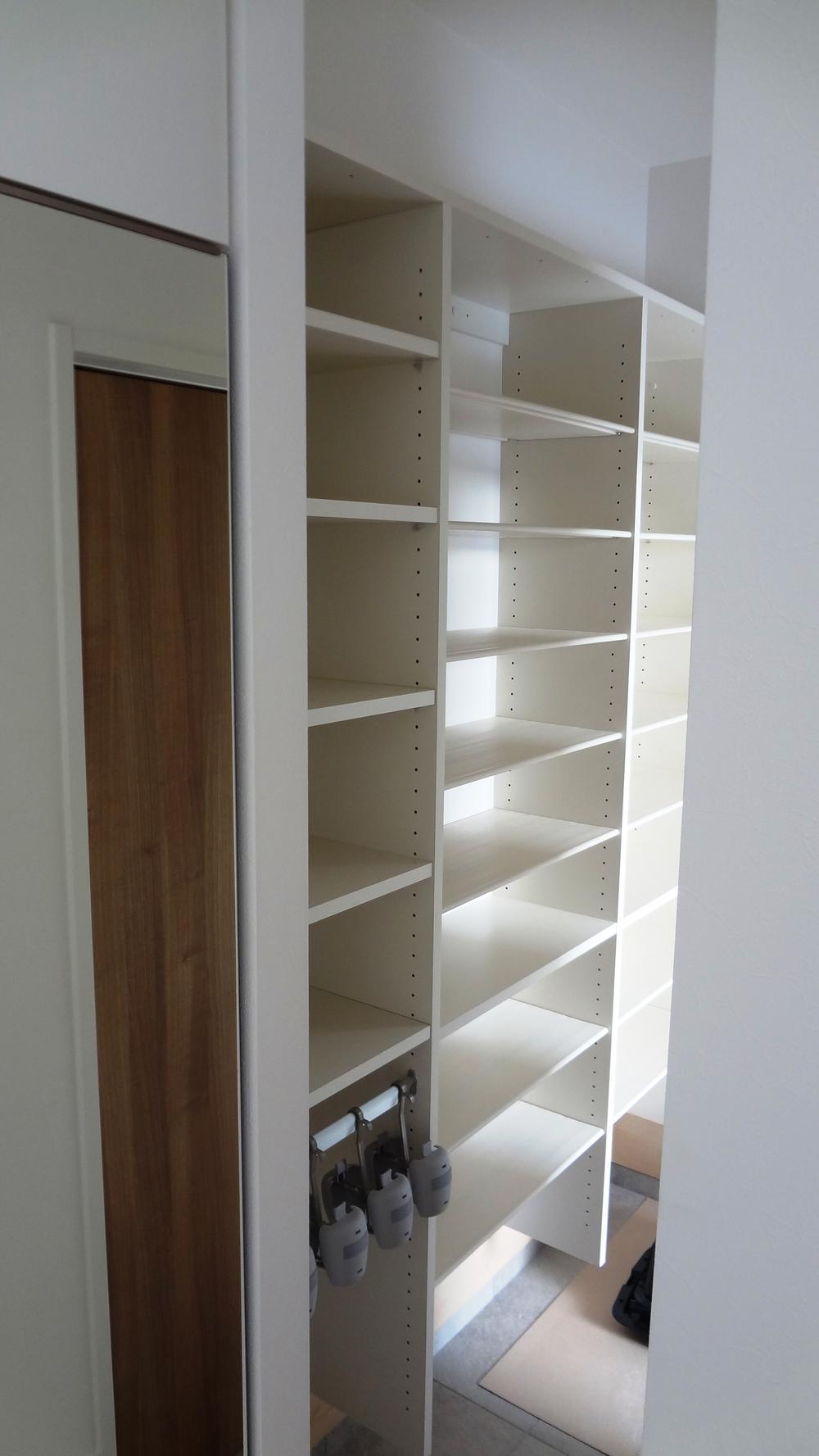 Receipt. Easy pronoun shoes cloak of storage is very convenient