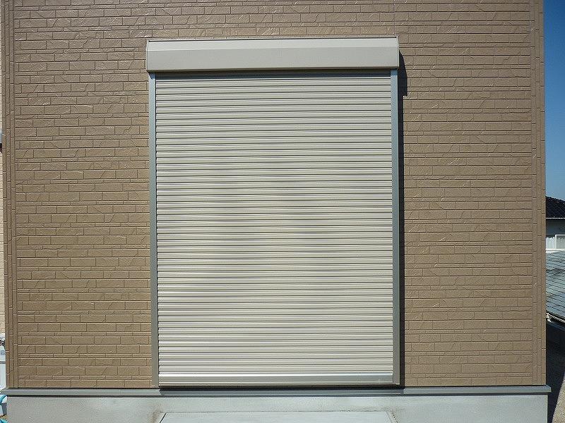 Other. Crime prevention is a shutter! !  Of course in addition to the role to prevent the burglar damage, Prevents the glass that break from strong winds such as typhoon (^^)!
