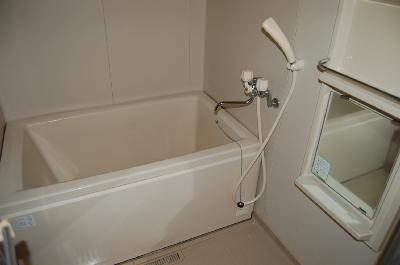 Bath. bathroom. Same property by room photo