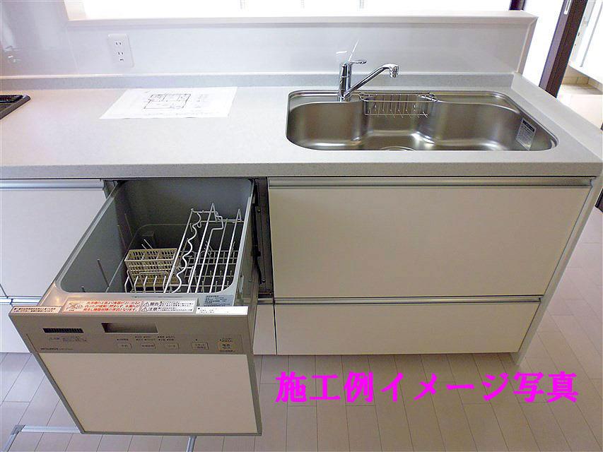 Kitchen. Dishwasher + faucet integrated water purifier