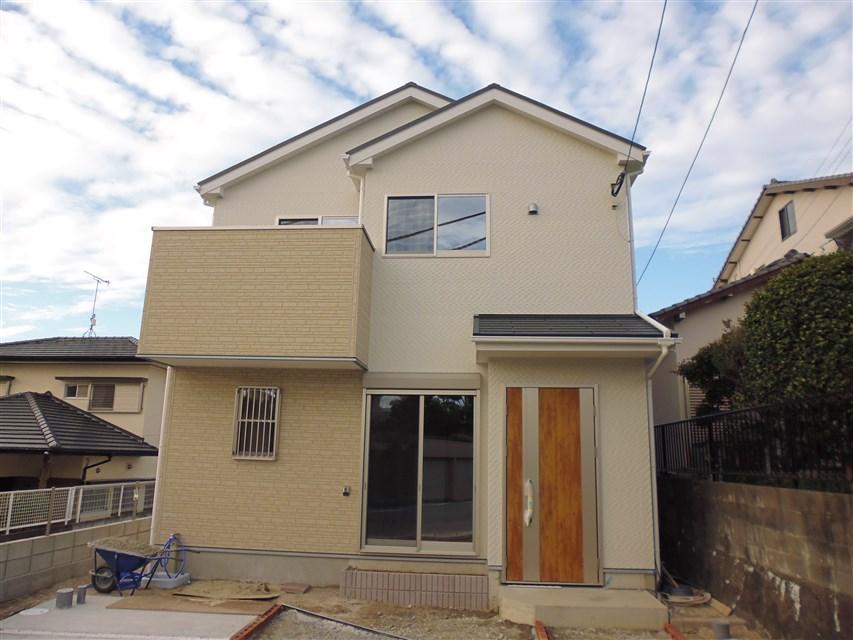 Local appearance photo. Local photo (2013 November 14, 2008)