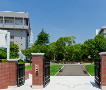 University ・ Junior college. Innocence Gakuen University (University ・ 1172m up to junior college)