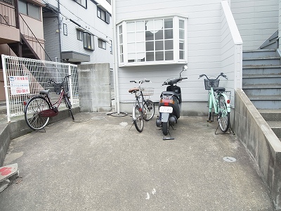 Other common areas. Bicycle parking space! 