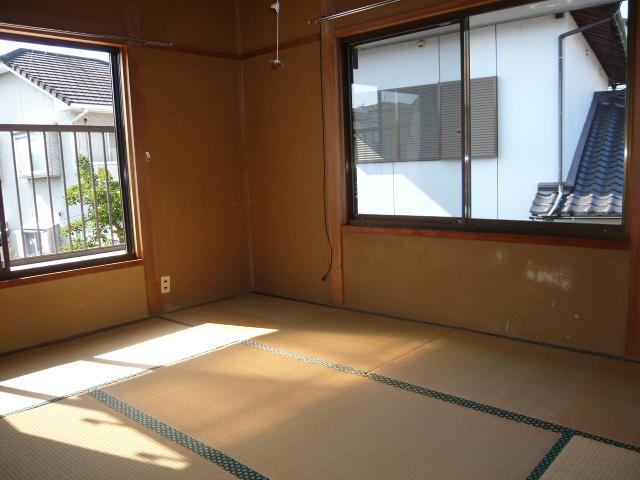 Non-living room. Second floor Japanese-style room
